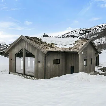 4 Bedroom Awesome In Aseral