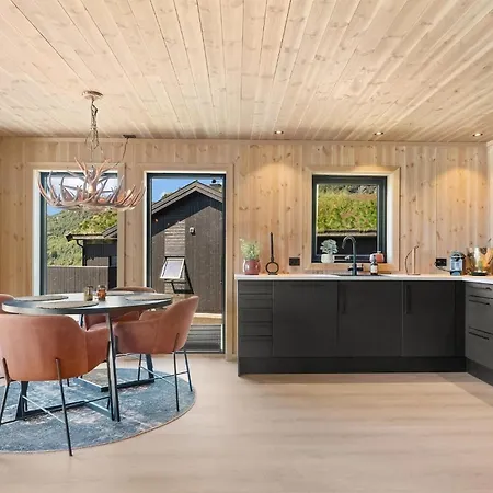 4 Bedroom Awesome In Dom wakacyjny