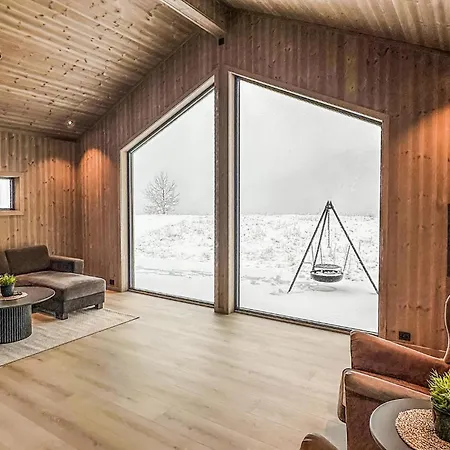 4 Bedroom Awesome In Dom wakacyjny