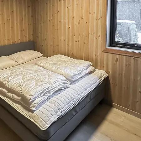 4 Bedroom Awesome In Сasa de vacaciones *